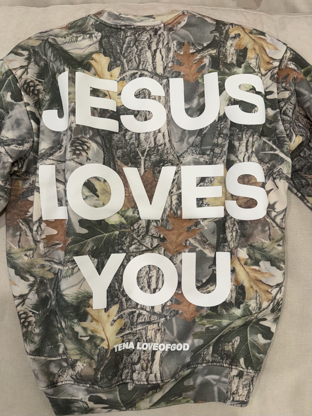 TENA LoveOfGod "JESUS LOVES YOU" Camouflage Crewnecku - Picture 4 of 4